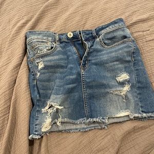 American Eagle Super stretch jean skirt ripped